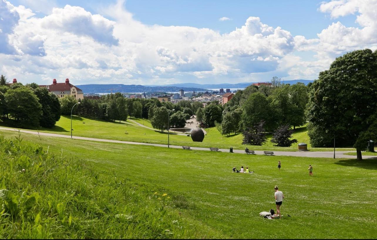 Happy Days Relaxing With Smart Solutions Shared With One Other Bedroom Gjestgiverier Oslo