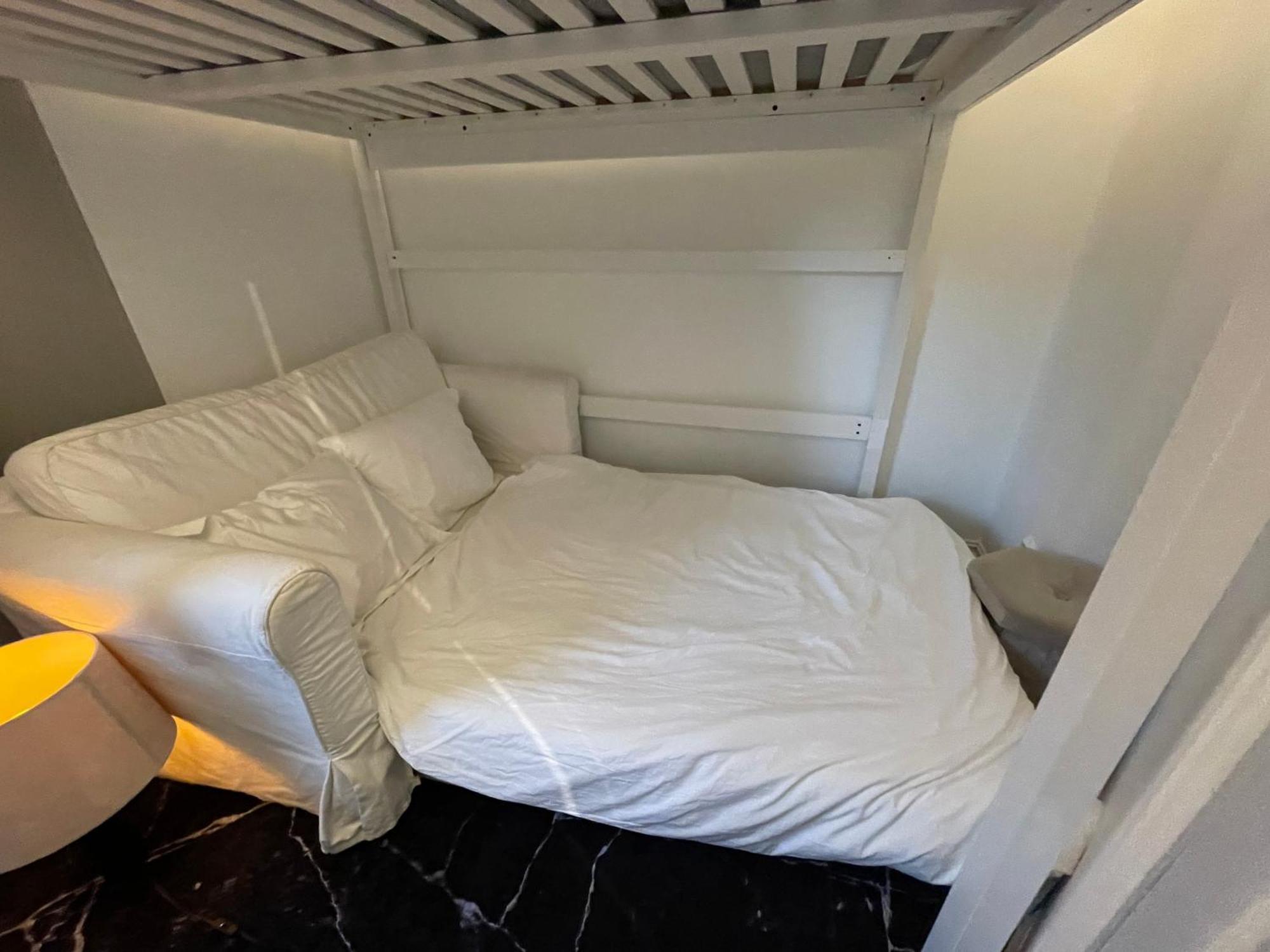 Gjestgiverier Happy Days Relaxing With Smart Solutions Shared With One Other Bedroom Oslo